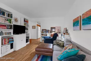 53 Farnworth Close, Freehold, NJ 07728 - Photo 3