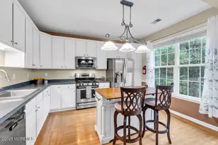 654 St Andrews Pl, Manalapan Township, NJ 07726 - Photo 5