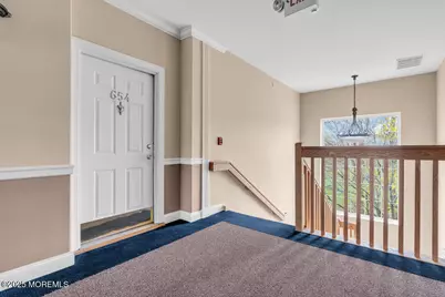 654 Saint Andrews Place, Manalapan Township, NJ 07726 - Photo 3