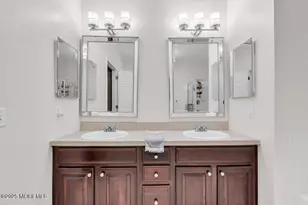 654 St Andrews Pl, Manalapan Township, NJ 07726 - Photo 13