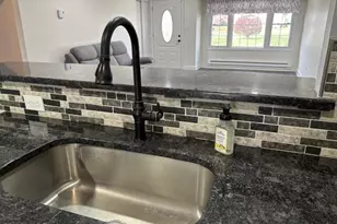 120 Muhlen Platz, Freehold, NJ 07728 - Photo 15