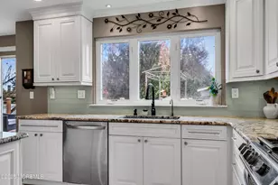 334 MacKenzie Dr, Jackson, NJ 08527 - Photo 21