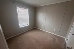 18 John St, Hazlet Township, NJ 07734 - Photo 7