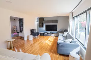 12 Pence Rd, Manalapan Township, NJ 07726 - Photo 9