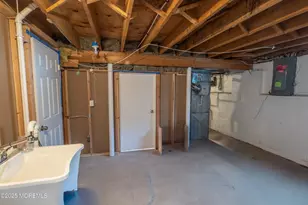 12 Pence Rd, Manalapan Township, NJ 07726 - Photo 67