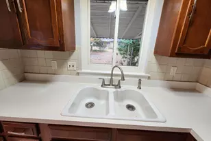 18 Hudson Pkwy, Whiting, NJ 08759 - Photo 3