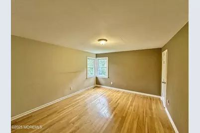 38 Meadow Road, Clark Township, NJ 07066 - Photo 19