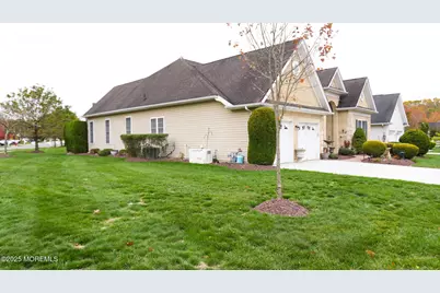 1 Belmont Court, Freehold, NJ 07728 - Photo 35