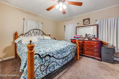 233 Broadway, Union Beach, NJ 07735 - Photo 11