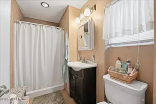 233 Broadway, Union Beach, NJ 07735 - Photo 35