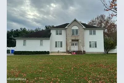 63 Jamestown Drive, Eatontown, NJ 07724 - Photo 1