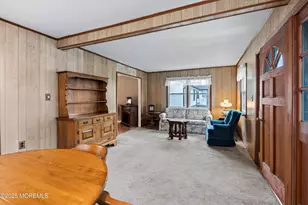 9 Monmouth Pl, Keyport, NJ 07735 - Photo 5