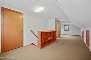 26 Edgewater Dr, Matawan, NJ 07747 - Photo 21