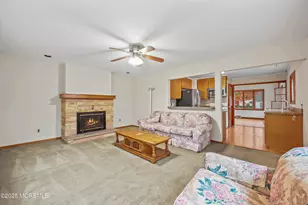 26 Edgewater Dr, Matawan, NJ 07747 - Photo 17