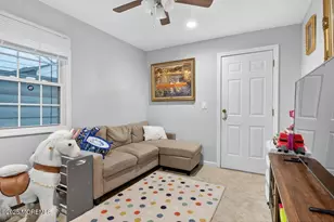 35 Kennedy Way, Keansburg, NJ 07734 - Photo 9