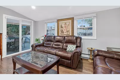 35 Kennedy Way, Keansburg, NJ 07734 - Photo 3