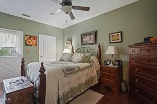 3510 Scarecrow Ct, Freehold, NJ 07728 - Photo 9