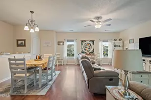 3510 Scarecrow Ct, Freehold, NJ 07728 - Photo 7