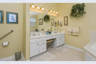 10 Powderhorn Way, Allentown, NJ 08501 - Photo 17