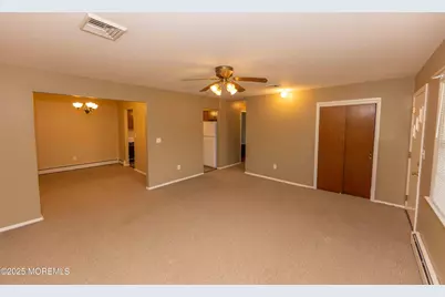 31 Southampton Road, Toms River Township, NJ 08757 - Photo 3