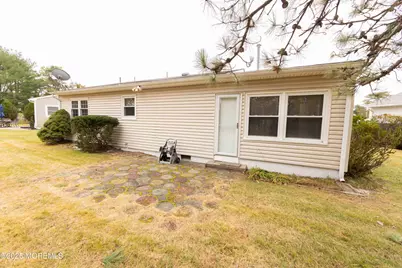 31 Southampton Road, Toms River Township, NJ 08757 - Photo 11