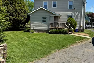 130 South St, Freehold, NJ 07728 - Photo 25