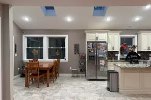 11 Chestnut Ridge Rd, Holmdel, NJ 07733 - Photo 9