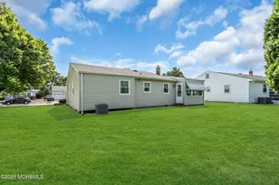 162 Castleton Dr, Toms River Township, NJ 08757 - Photo 11