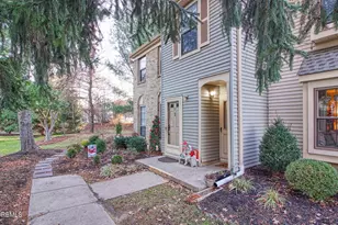 78 Wyndham Pl, Robbinsville Township, NJ 08691 - Photo 3