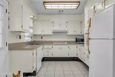 450D Cheshire Court #D, Lakewood, NJ 08701 - Photo 3