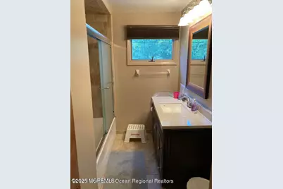 2 Lloyd Place, Oakhurst, NJ 07755 - Photo 3