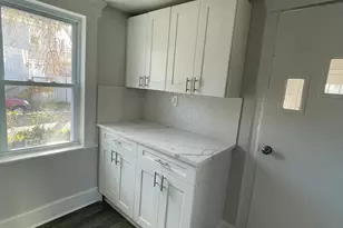 405 Myrtle Ave, Neptune Township, NJ 07753 - Photo 9