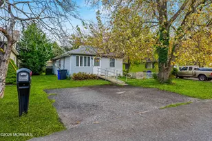 1622 Abbott Ave, Toms River Township, NJ 08753 - Photo 3