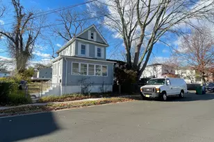 405 Myrtle Ave, Neptune Township, NJ 07753 - Photo 19