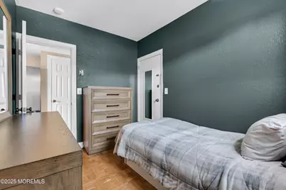 17 Leroy Place #2B, Red Bank, NJ 07701 - Photo 9