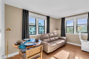 17 Leroy Pl, Red Bank, NJ 07701 - Photo 17