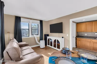 17 Leroy Place #2B, Red Bank, NJ 07701 - Photo 15