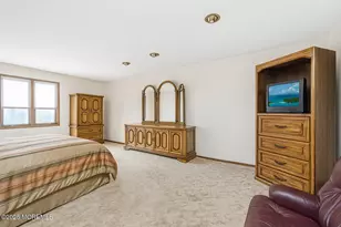 31 Devonshire Dr, Morganville, NJ 07751 - Photo 29