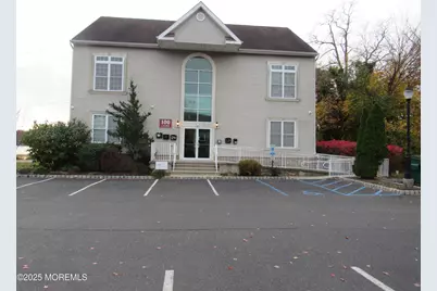 100 Lakeview Drive #1A, Monroe Township, NJ 08831 - Photo 1
