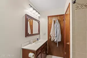 1709 Fanwood St, Oakhurst, NJ 07755 - Photo 37