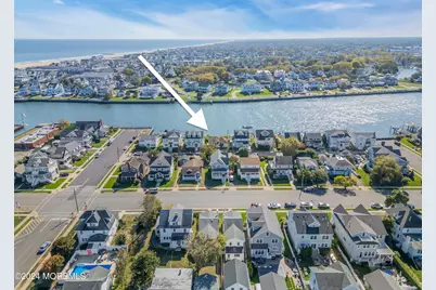 210 Roosevelt Avenue, Avon by the Sea, NJ 07717 - Photo 37
