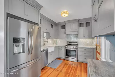 210 Roosevelt Avenue, Avon by the Sea, NJ 07717 - Photo 15