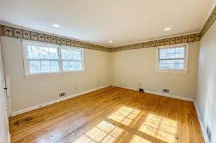 35 Woodland Dr, Middletown, NJ 07748 - Photo 25