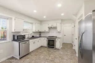 28 Bronia St, Howell Township, NJ 07731 - Photo 13