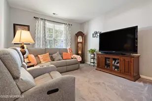 24 Pond View Cir, Barnegat, NJ 08005 - Photo 7