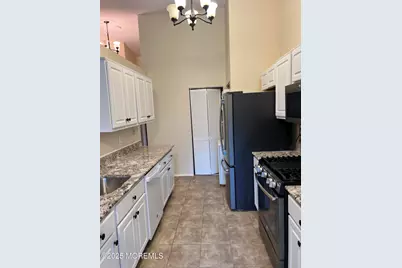6143 Cedar Court, Monmouth Junction, NJ 08852 - Photo 5