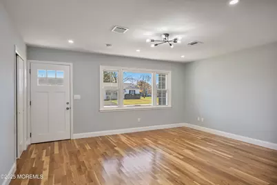 18 Bolingbroke Drive, Toms River Township, NJ 08757 - Photo 7