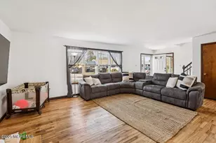 411 Pacific Ave, Beachwood, NJ 08722 - Photo 3