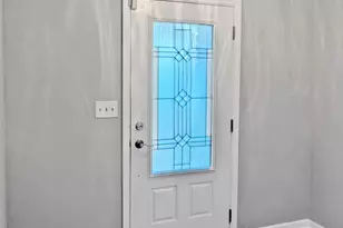 53 Thorne Ln, Matawan, NJ 07747 - Photo 3