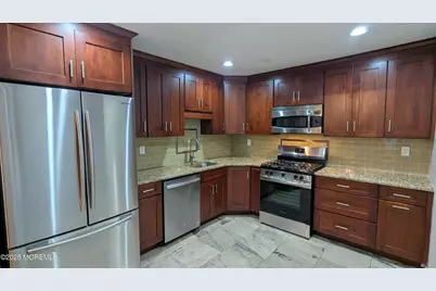 53 Thorne Lane, Matawan, NJ 07747 - Photo 5